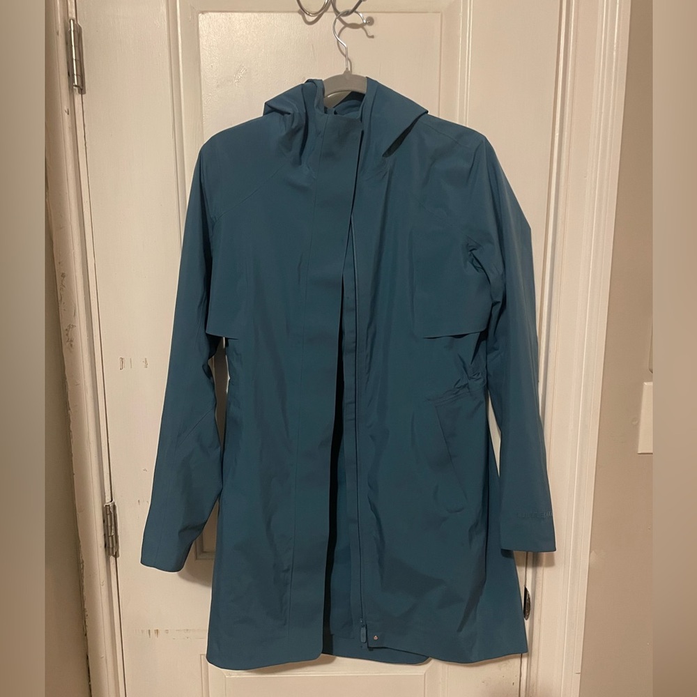 Lululemon Rebel Rain Jacket